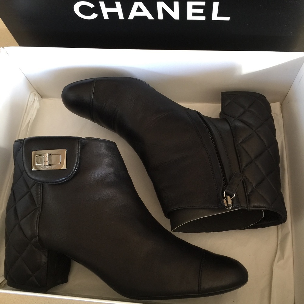 CHANEL short boots, Size 9.5